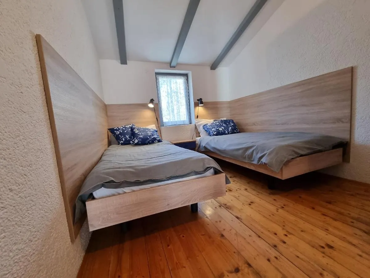 Apartments Jurcan Jehnici 0*,