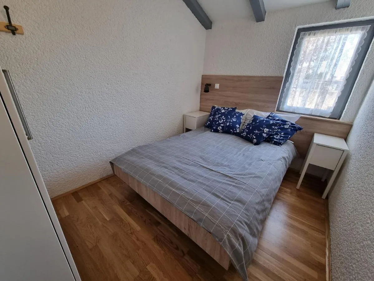 Apartments Jurcan Jehnici