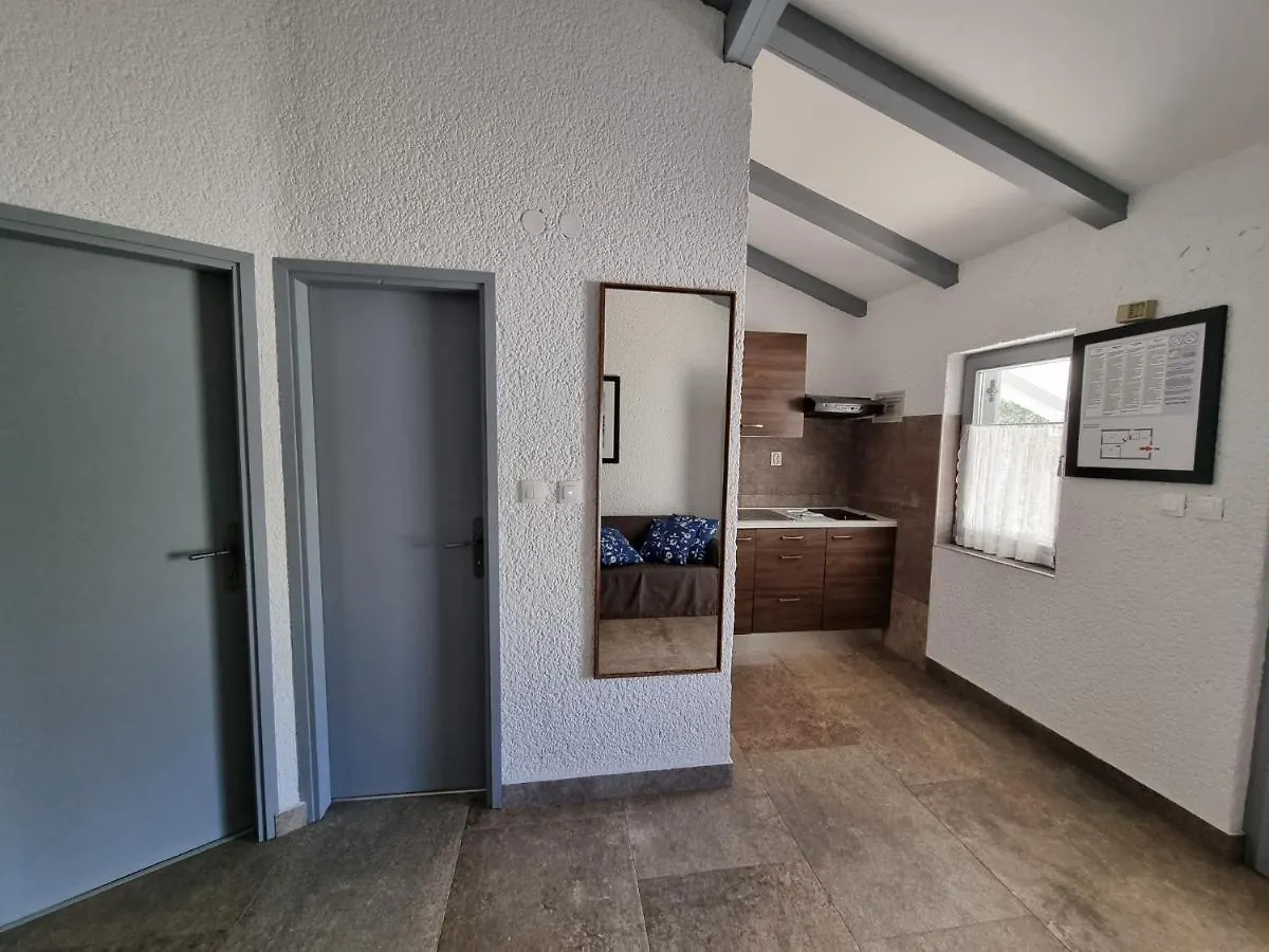 Apartments Jurcan Jehnici