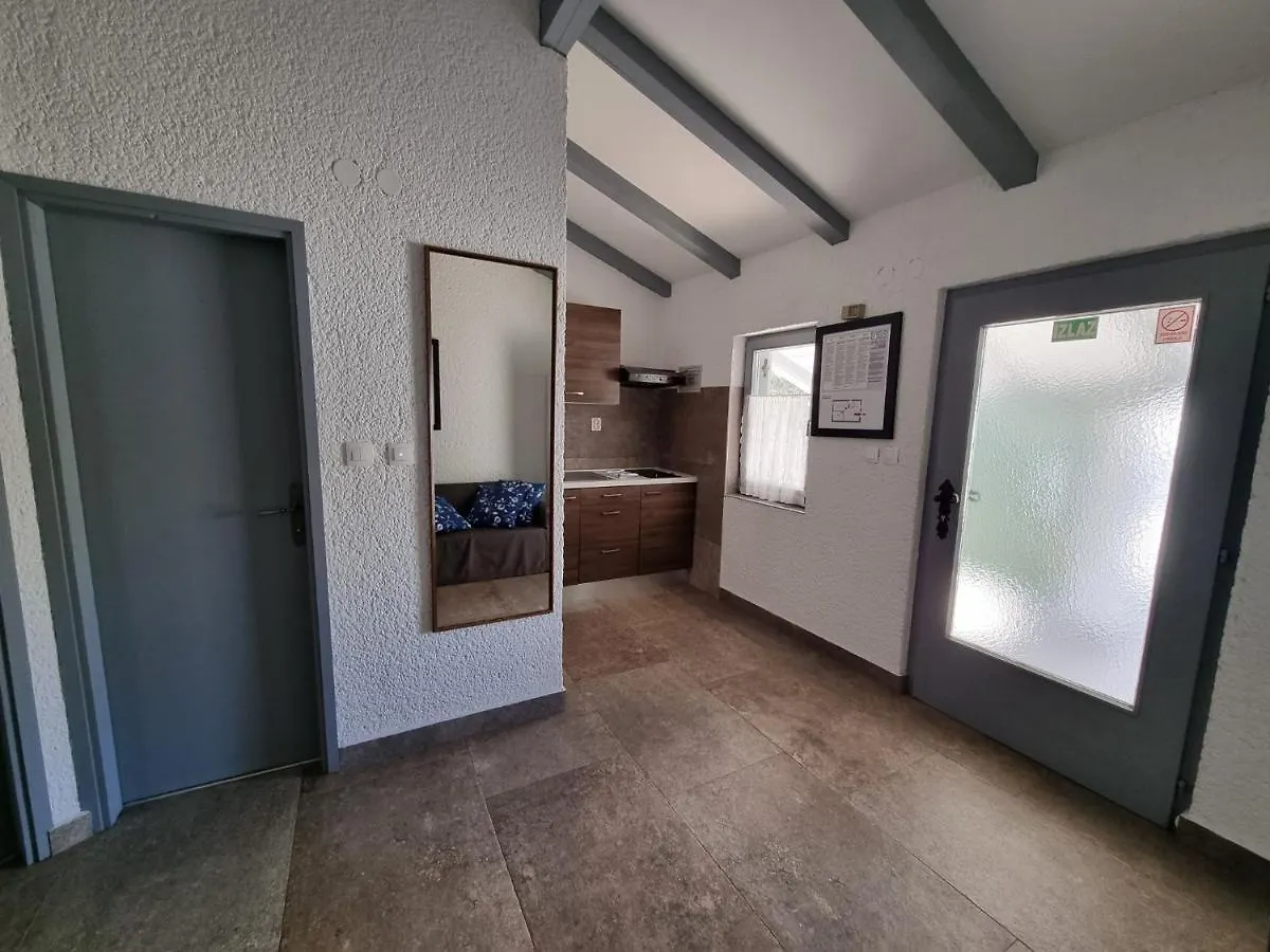Apartments Jurcan Jehnici